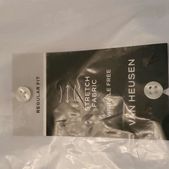 Van Heusen Dress Shirt wrinkle free stretch - Picture 1 of 5